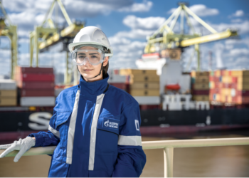 Gazpromneft Marine Lubricants First Bunkering In Hong Kong