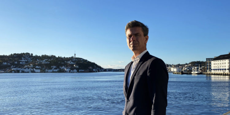 Acquisition of KNL Networks by Telenor Maritime