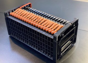 Aluminum-air batteries