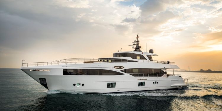 Gulf Craft Majesty 100