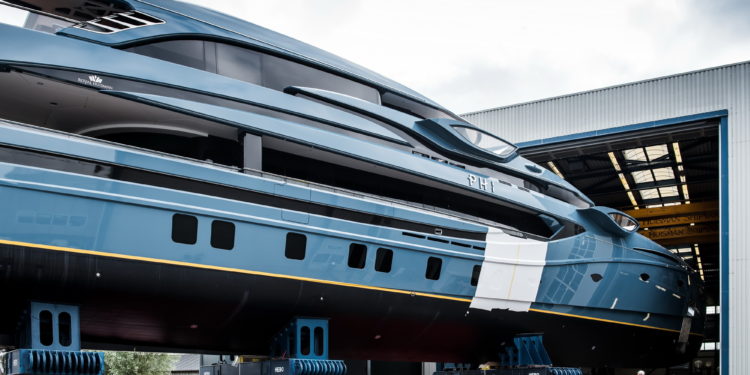 Royal Huisman reveals 59m motoryacht PHI