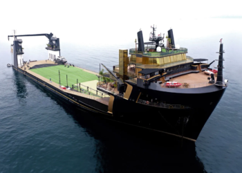 OK 146m semi-submersible vessel