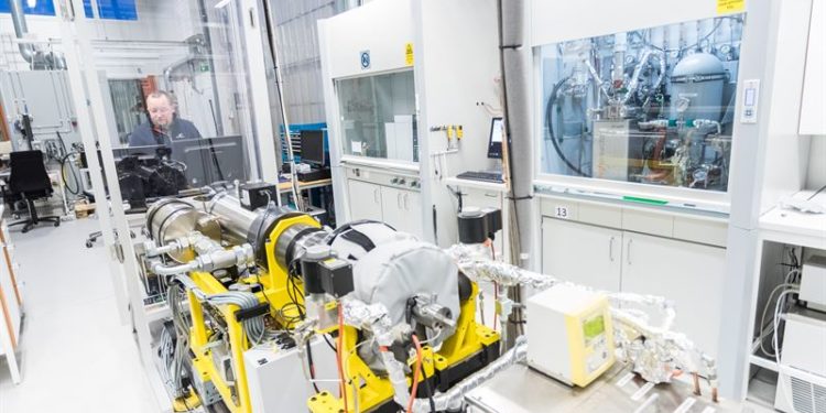 Ammonia engine development