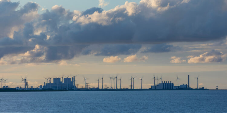 OEG & BUSS Terminal celebrate new Eemshaven offshore wind hub, MTB Events, Image shows the Eemshaven at sunrise with thick clouds