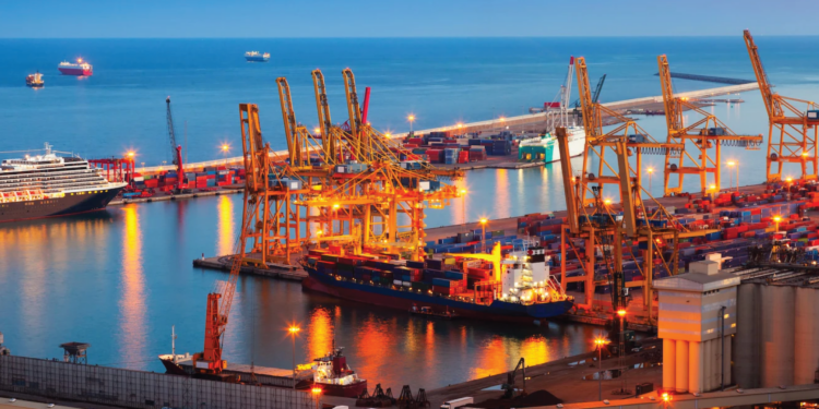 ESPO calls for cooperation and flexibility in the roll-out of onshore power supply, MTB Events, Image shows Port de Barcelona at night