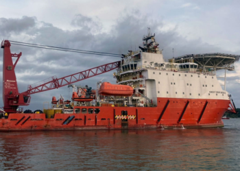 AD Ports Group acquire 10 offshore vessels for US$200 million, MTB Events, Image shows a red OSV on water