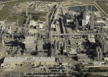TotalEnergies Acquires 1.5 GW Flexible Power Generation Capacity in Texas, MTB Events. Image shows the La Porte Plant