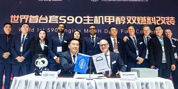 COSCO sign agreement with MAN Energy Solutions for methanol retrofits, MTB Events. Image shows members from COSCO and MAN Energy signing the agreement