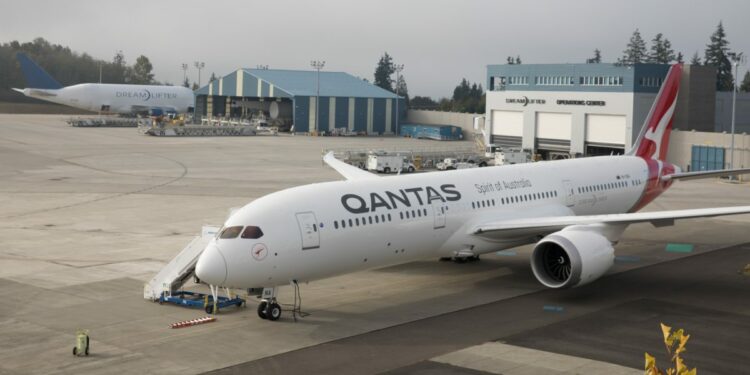 New Chairman chosen to lead Qantas renewal, MTB Events. Image shows Qantas 787 Dreamliner on the tarmac