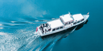 Image shows a boat speeding through the water. Rivertrace Supports Cleaner Oceans with Digital Compliance Innovation, MTB Events.