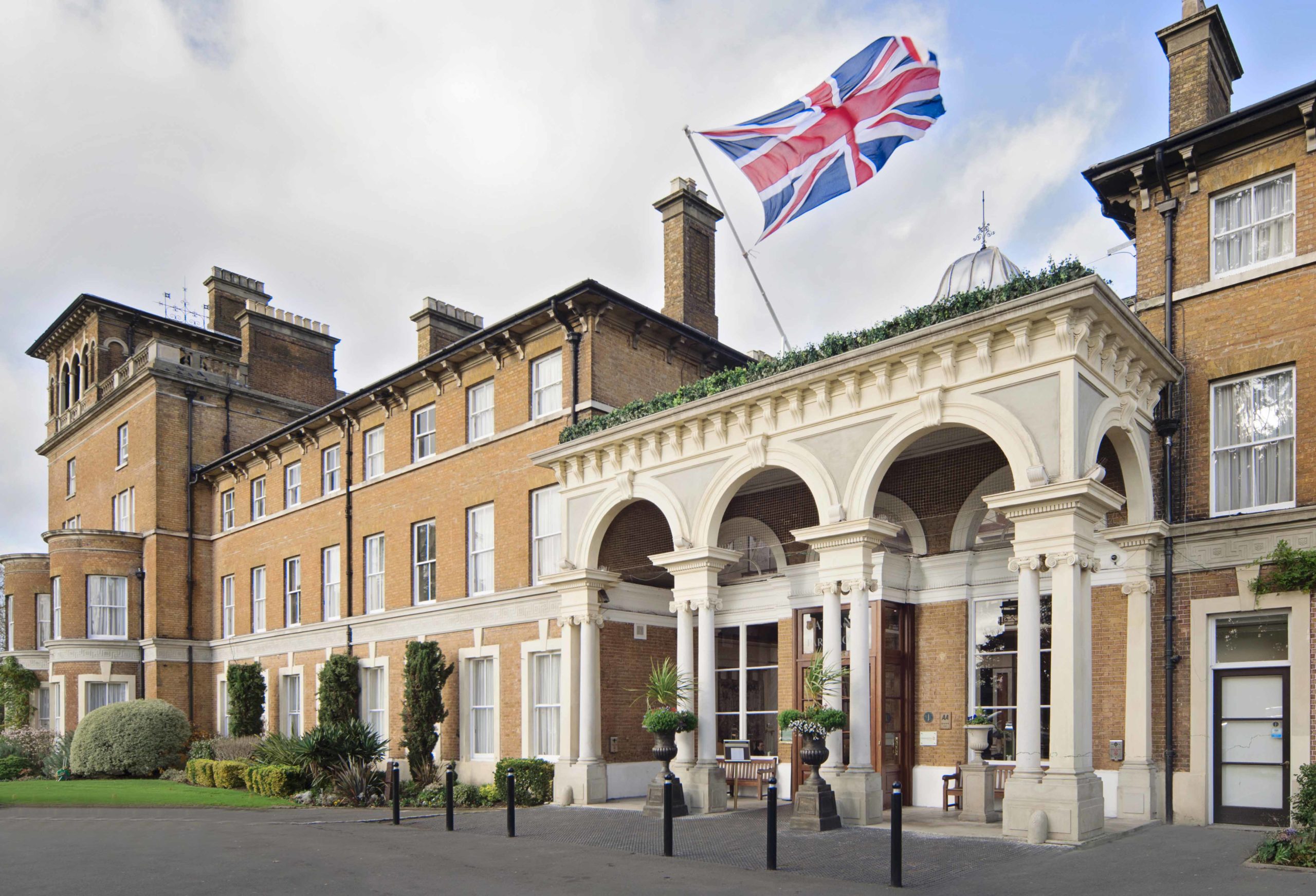 Oatlands Park Hotel, Surrey UK